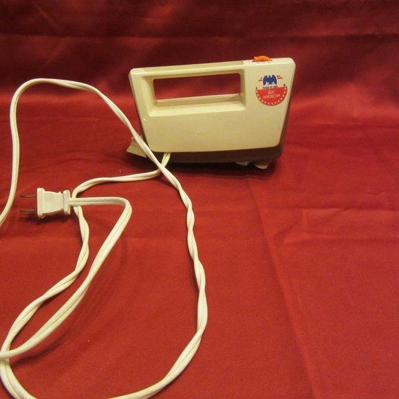 Hamilton Beach Kitchen Retro 7s Hamilton Beach Scovill Mixette Hand Mixer 3 Speed Poshmark